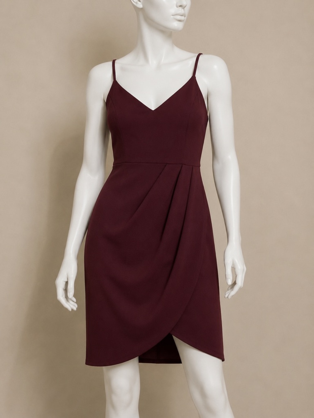 Lulus Burgundy Sleeveless V-Neck Wrap Dress in Wine. Size Medium Cocktail Dress